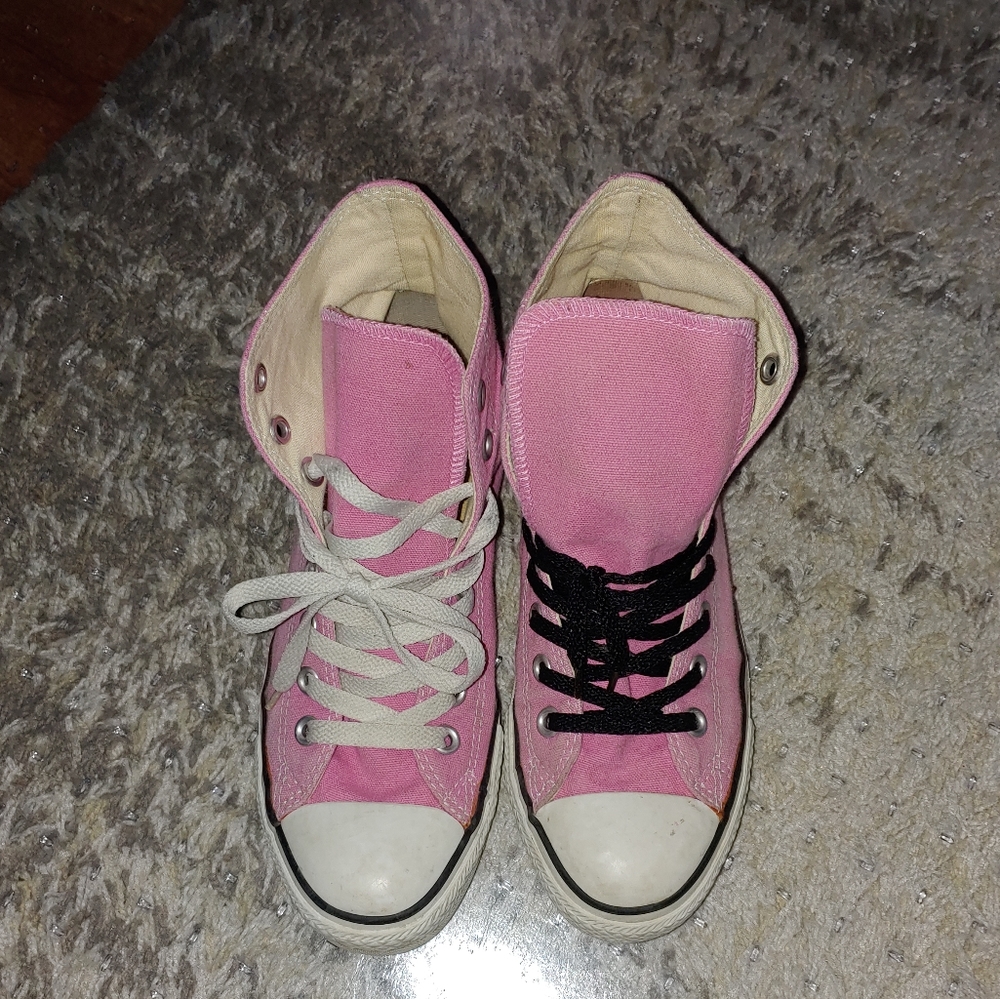 Pink high top chuck Taylor's
